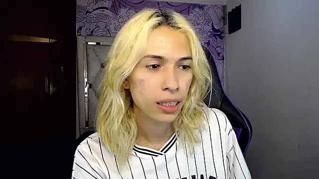 Larry_craftn Live XXX chat