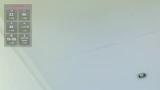 Živý XXX chat NaughtyyMommyyy