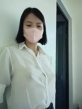 Emma_Linh 现场XXX聊天