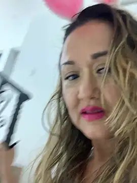 BunnyGlow50's Live XXX Chat