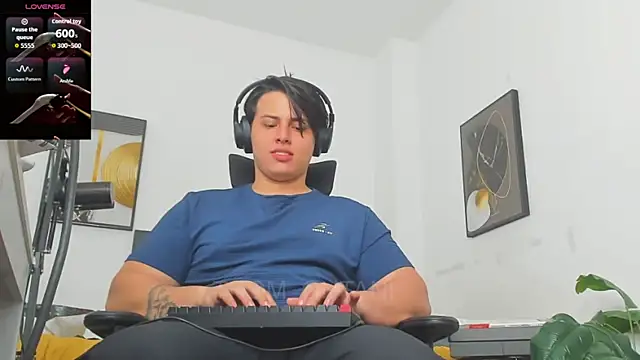 Thom_Ohtani Chat XXX live