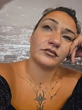 Hausverbot3 – Naživo XXX chat