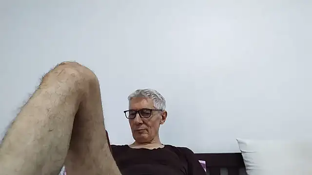 BIGUNCUTHARDCOCK Live XXX-Chat