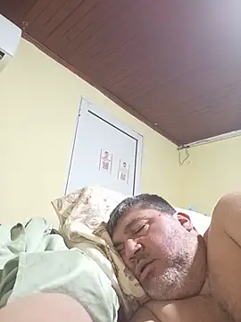 tatingordin élő XXX-chatje