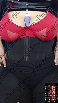 XXX chat uživo modela CherryDerry