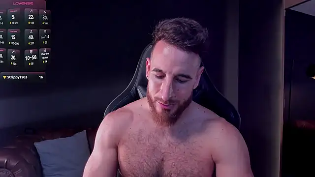 _adamcoper_ élő XXX-chatje