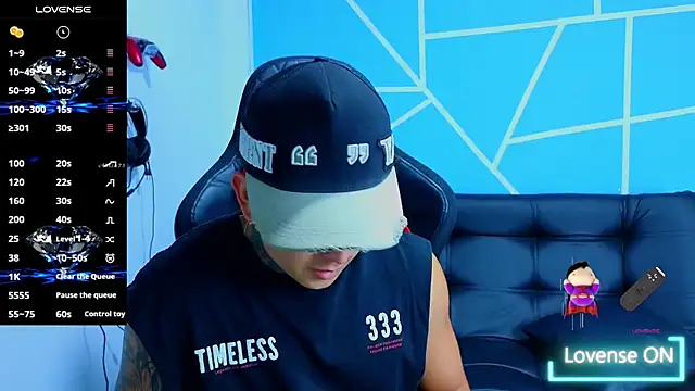 Онлайн чат XXX KevinSanchez420