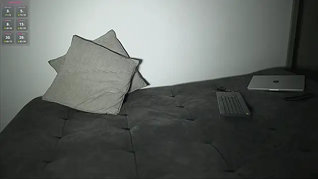 simoon_01 élő XXX-chatje