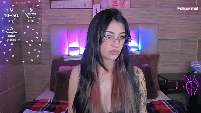mia_devine_ Live XXX Chat
