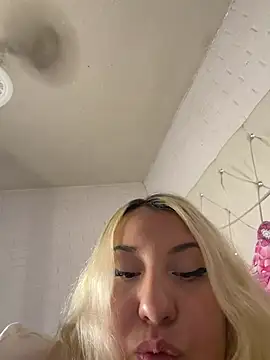 NibiruNairobi69's Live XXX Chat