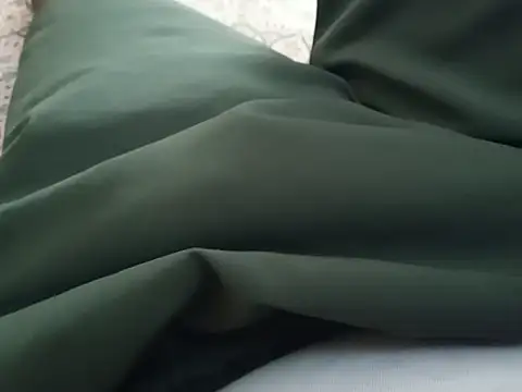 UncutlovingGuyのウェブカメラショー