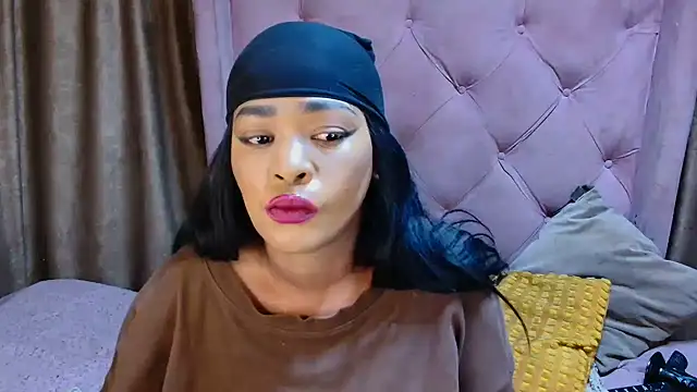 Chat XXX en directo de AFRICANGODDESSXXX