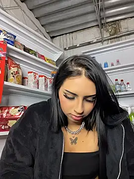 Živý XXX chat Hilary_pinkk