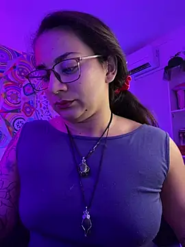 Chat XXX ao vivo de Amarantha_666
