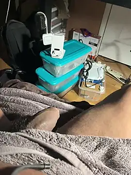 צ'אט XXX בשידור חי של BigDick41510