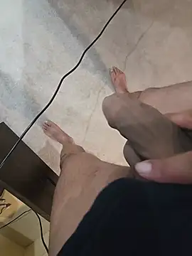 bigGirth4u Show in webcam