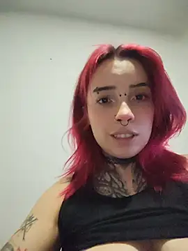 צ'אט XXX בשידור חי של Ivy1111