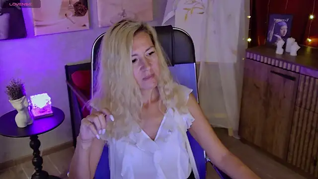 DonnaSmitth XXX чат на живо