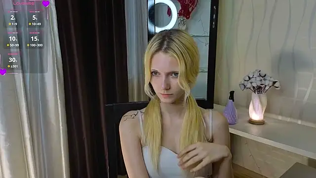 helly_hoff Chat XXX in diretta