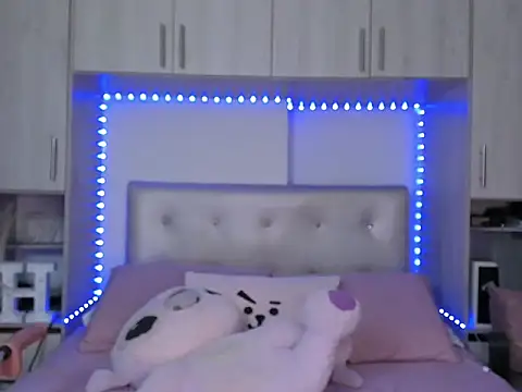 Honniewhitee_ XXX чат на живо