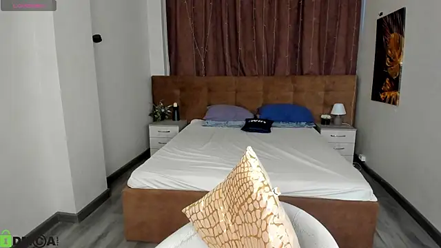 Chat XXX ao vivo de May-Mimi