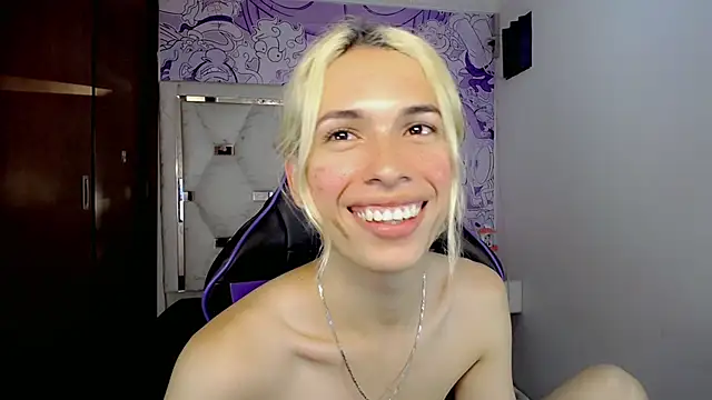 Larry_craftn Live XXX chat