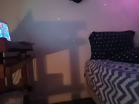 DaddyCloudLatin élő XXX-chatje
