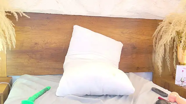 dojacandice Adlı Modelin Canlı XXX Sohbeti