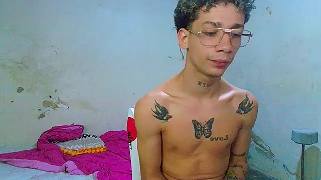 צ'אט XXX בשידור חי של mateodeamjo