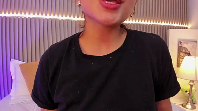 دردشة Victoria_Rosee الجنسية المباشرة