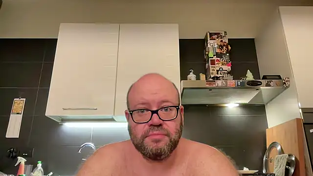 theitalianbear XXX чат на живо