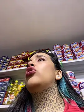 Annie_Alicee élő XXX-chatje