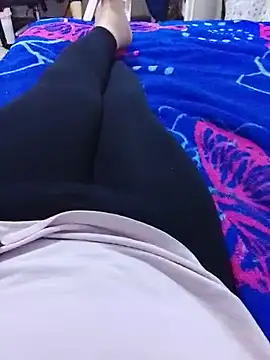 banouti28 Adlı Modelin Canlı XXX Sohbeti