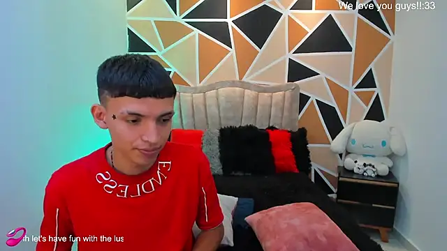 Juan_Nd_Steven's Live XXX Chat
