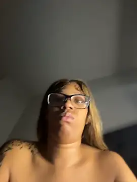Živý XXX chat YeahhhitsBreezy