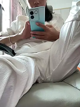 cmvoo 现场XXX聊天