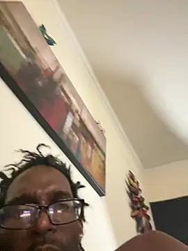 Triggerhappycj100 élő XXX-chatje