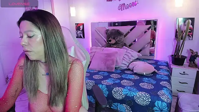 Karly_moon Chat XXX in diretta