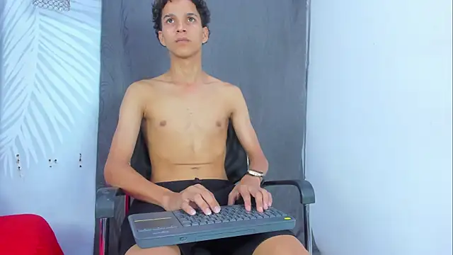 LatinPrince_ – Live XXX-chat
