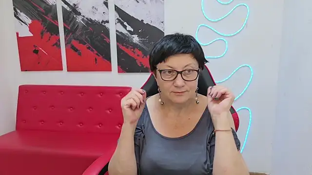 XXX chat uživo modela EmilyL0ve