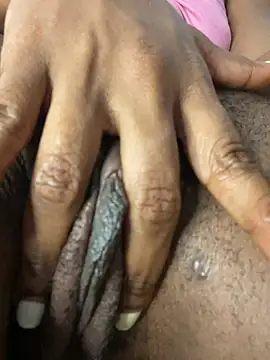 _yisela_ Adlı Modelin Canlı XXX Sohbeti