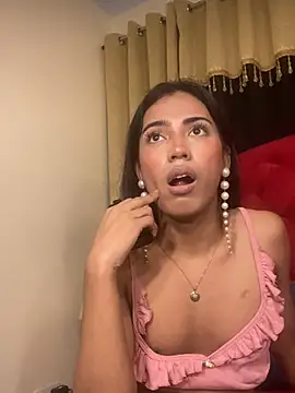Adrianahearth Live XXX-chat