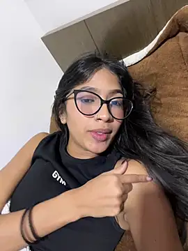 Tyla_Ks Chat XXX in diretta