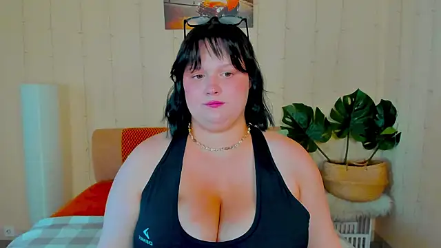 צ'אט XXX בשידור חי של Blossom_Soniya