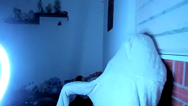 Shaddycute_ – Naživo XXX chat