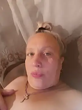 Chatroom XXX en direct de Cerd_Ayaz