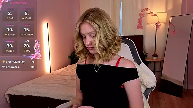 EvaHamilton Chat XXX live