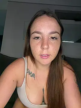 AMORINHA_S2_ Adlı Modelin Canlı XXX Sohbeti