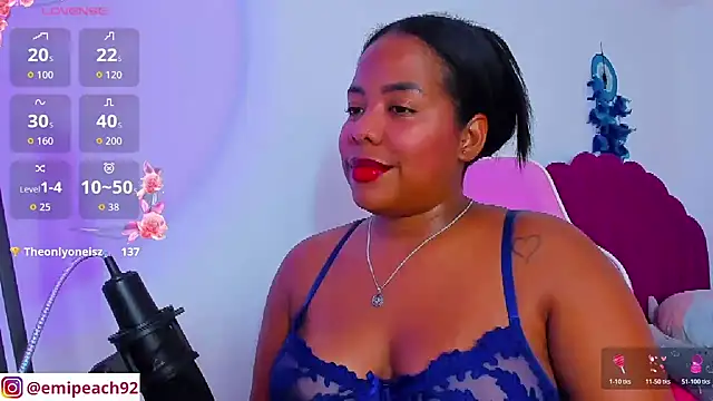 samanthaabloom's Live XXX Chat