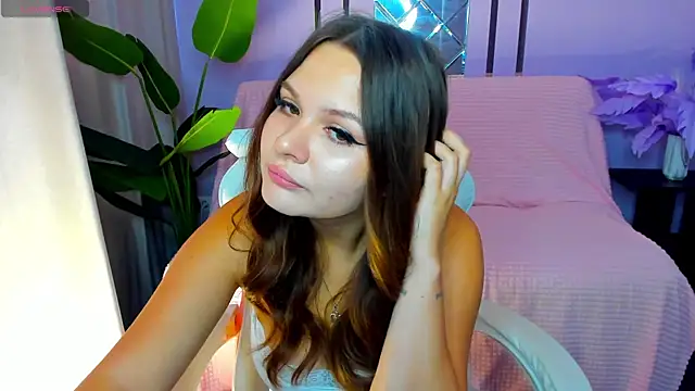 CutieChloee live XXX chat